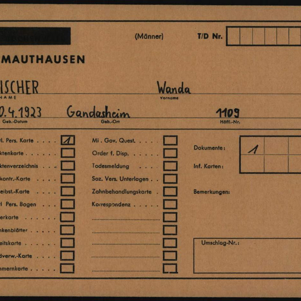 Registrierungskarte von Wanda Pranden, geb. Fischer im Konzentrationslager Mauthausen, Österreich. Quelle: Umschlag für Individualunterlagen Wanda Fischer, Individuelle Häftlings Unterlagen - KL Mauthausen, Frauen, 1.1.26.4 / 1877482 / ITS Digital Archive, Arolsen Archives