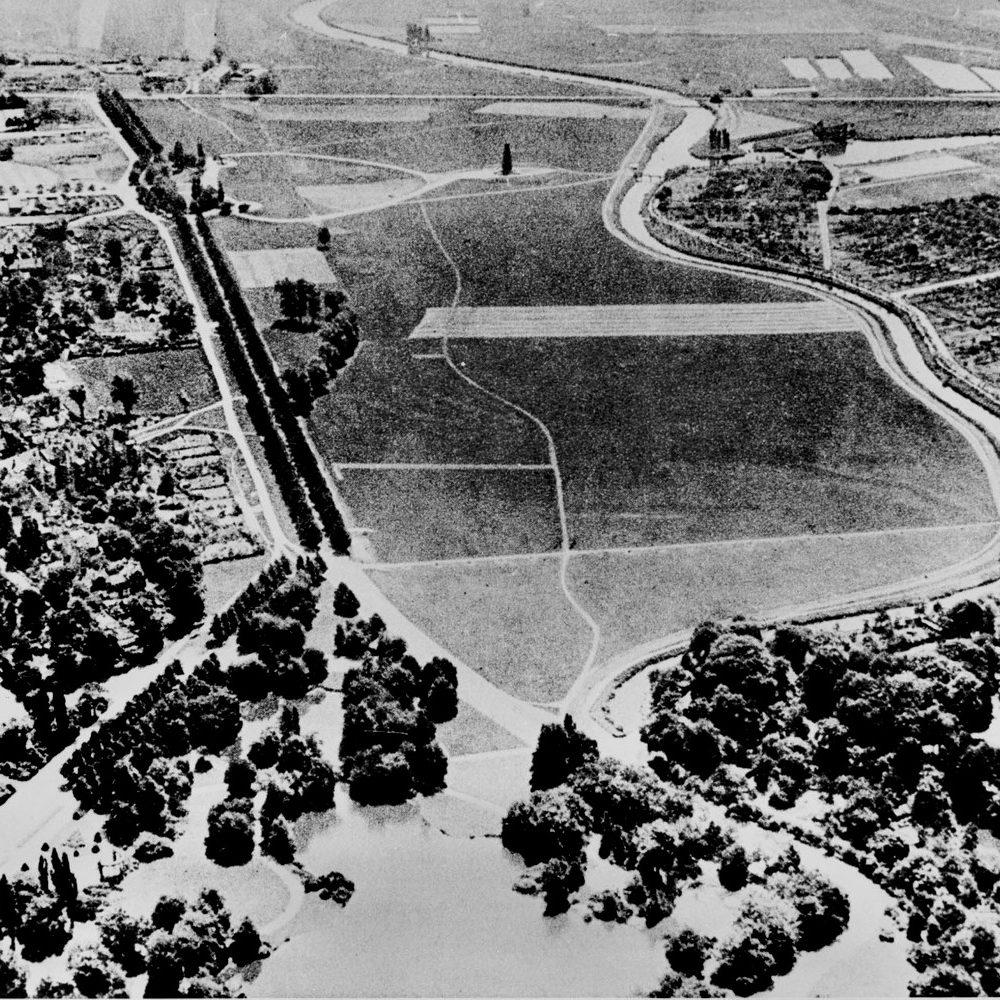Hannover: Überschwemmungsgebiet Aegidienmasch um 1932. Sicht von der Kuppel des Neuen Rathauses. Bildarchiv Historisches Museum Hannover