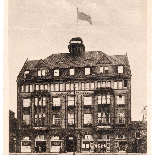 Hannover: Gewerkschaftshaus, Vorderfront an der Nikolaistraße 7, heute Goseriede. Postkarte der 1920er Jahre. Bildarchiv Historisches Museum Hannover