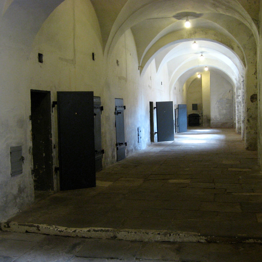 Ehemaliges KZ Lichtenburg in Prettin: Der ehemalige „Bunker“, ein Kellergeschoss im Westflügel des Schlosses, diente als Ort der Bestrafung und des verschärften Arrests. Aufnahme 2013, Sammlung Gedenkstätte KZ Lichtenburg Prettin